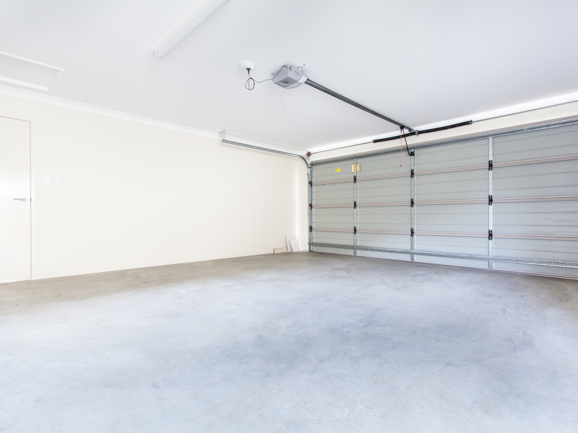 Are you wondering which type of flooring is right for your garage? Click here for the ultimate guide to choosing your garage flooring.