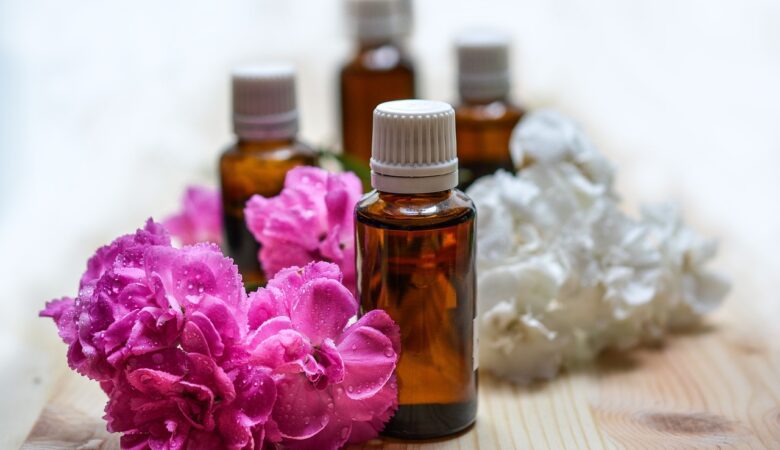 Non-Toxic Essential Oils That Are Safe to Use Around Dogs