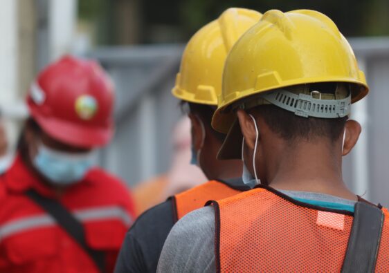 How Safety Meetings Help Lower Workplace Injuries