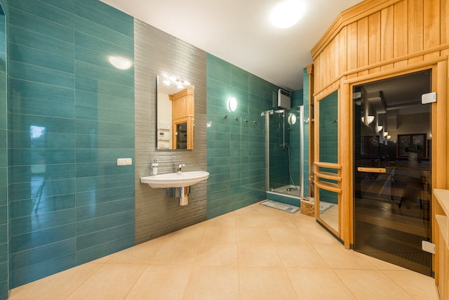 The 5 Benefits of Steam Showers in Your Sauna Room