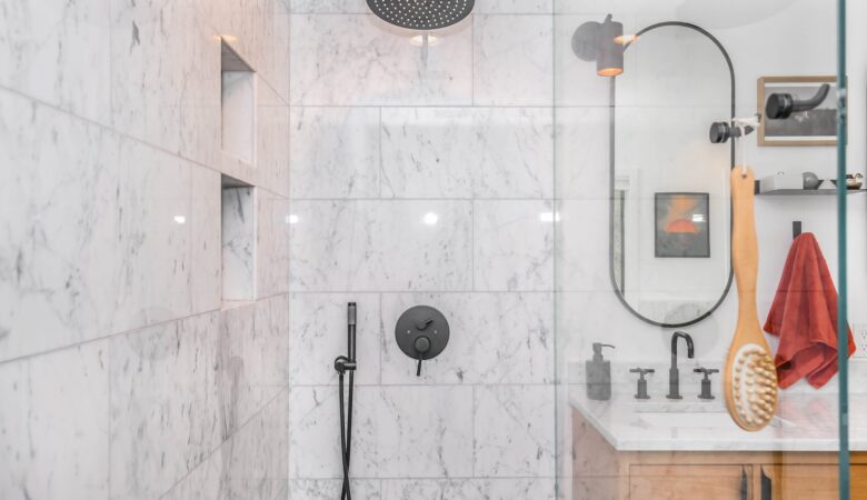 The Ultimate Shower Installation and Buying Guide: A Stress-Free Upgrade for Your Bathroom