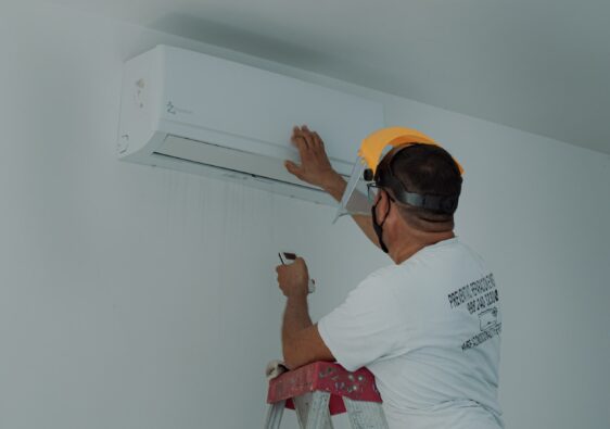 5 Key Considerations When Choosing an HVAC Contractor