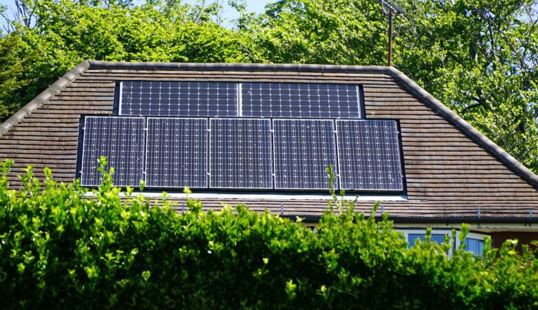 Top Benefits of Investing in Solar Panels