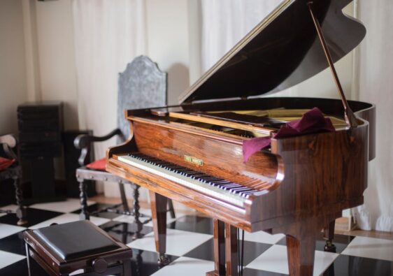 Tiny Home, Grand Piano: Creative Ways to Incorporate Music into Small Spaces