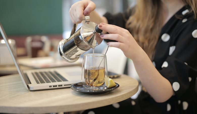 Double Wall Glasses: More Than Meets the Eye in Beverage Presentation