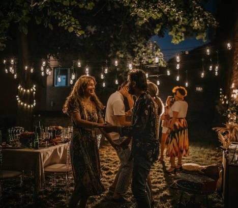 How to Turn Your Bedroom into a Summer Escape You’ll Never Want to Leave